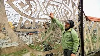 Stworzył mandalę z tysiąca luster