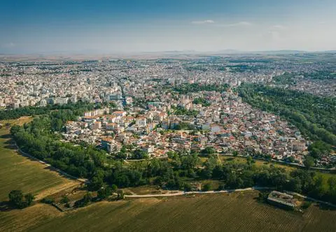 Larisa – miasto w Grecji. Co warto w nim zobaczyć?