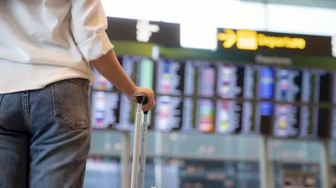 Wakacje 2023: Jakie utrudnienia czekają pasażerów na lotniskach?