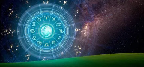 Horoskop na środę. Księżyc nakazuje nam skupienie na konkretach