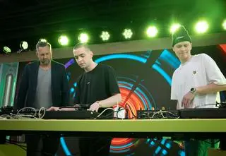 Klubowe szaleństwo na scenie DDTVN. Kim są Bazgrov i DJ West?