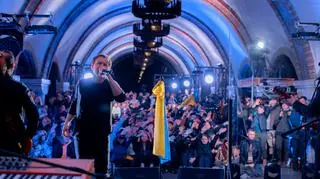 Niezwykły koncert na stacji metra w Kijowie. Zobaczcie retransmisję "Wszystko będzie dobrze"