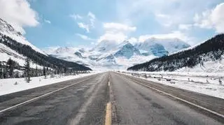 1000 kilometrów. Taką trasę pewna kobieta musi pokonać, gdy chce zrobić zakupy w supermarkecie 