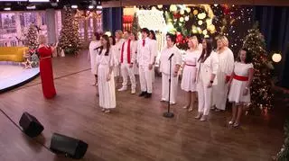 Sienna Gospel Choir w piosence “Chodźmy wszyscy do stajenki”
