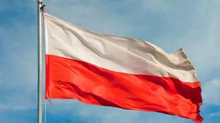 Jak prawidłowo wywieszać polską flagę?