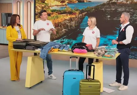 Praktyczne pakowanie bagażu podręcznego. Oto sprytne triki doświadczonych podróżników