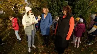 Budują kopce dla jeży. Inicjatywa uczy dzieci leśnych zwyczajów