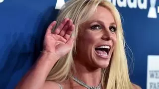 Britney Spears nago fetuje odzyskanie wolności.