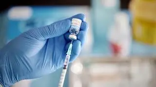 Szczepienie przeciwko COVID-19 zmotywowało ją do zrzucenia 40 kilo. Efekty są zachwycające