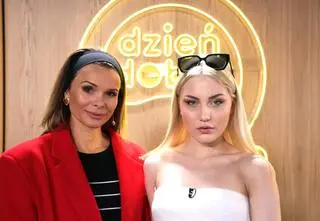 Makijaż idealny na walentynki. Jak wykonać kocie oko krok po kroku?