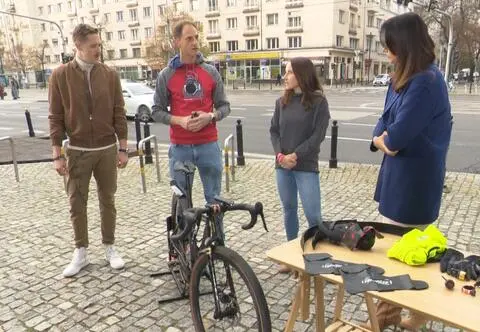 Jak zabezpieczyć rower na jesień i zimę? Przez jeden błąd opony będą do wymiany