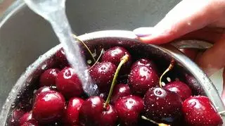 Sezon na czereśnie. Jak zachować ich smak na dłużej?