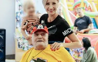 Pan Eugeniusz z córką współcześnie