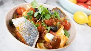 Dorada w sosie putanesca