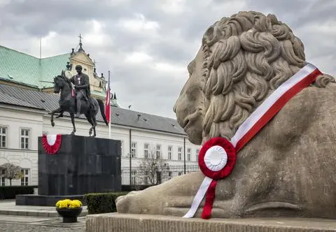 Jednym z atrybutów Dnia Niepodległości jest kotylion. Co to jest i jak go samodzielnie zrobić?