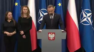 Barbara Kamińska i Roma Wąsik na konferencji Andrzeja Dudy. "Przedstawione już jako wdowy"