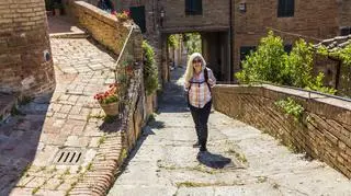 72-latak chce pieszo pokonać trasę z Wenecji do Pekinu. "To spacer na rzecz pokoju i zjednoczenia ludzkości"