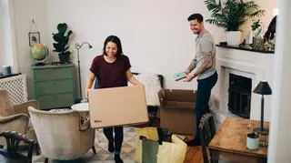 Pomysły na życzenia z okazji przeprowadzki do nowego domu. Czego życzyć na parapetówce?