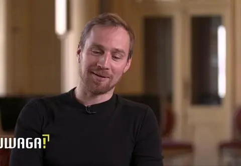 Mateusz Janicki - aktor, który chciał zostać politykiem. "W genach miał predyspozycje do bycia artystą"