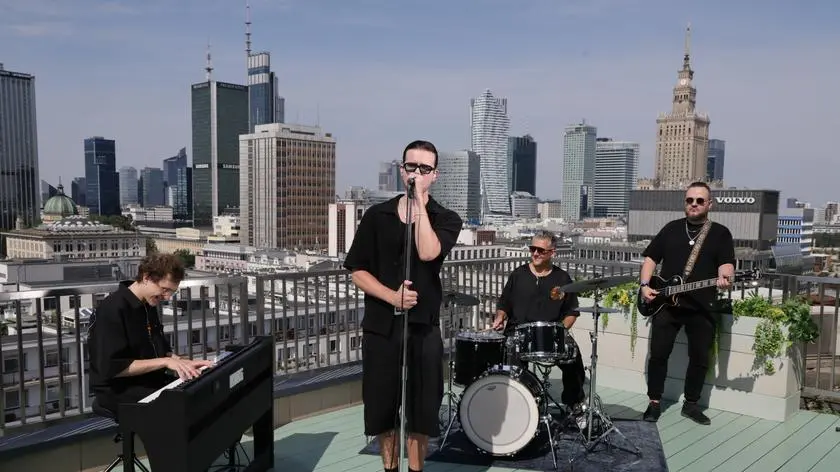 Jeremi Sikorski w utworze "Wracam"