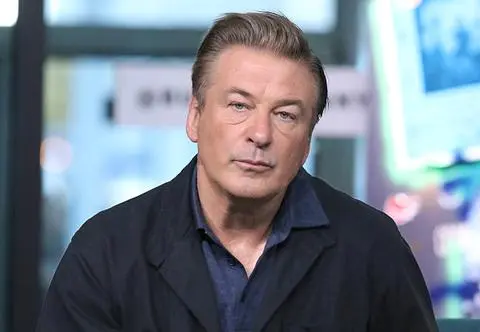 Tragedia na planie filmu "Rust". Alec Baldwin zostanie oskarżony. "Nikt nie jest ponad prawem" 
