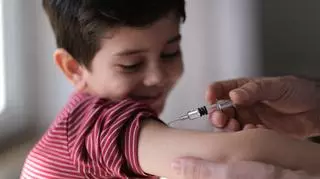 Szczepionka Moderny jest bezpieczna dla dzieci