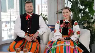 Podróżują po świecie i promują polski folklor
