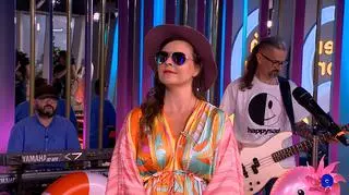 Patrycja Lipińska w utworze “Czekam na wakacje” 