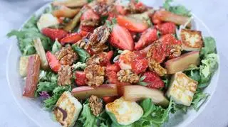 Sałatka z pieczonym rabarbarem