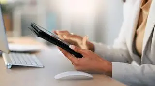 Co to jest Pegasus? Jak działa i kiedy może dojść do zainfekowania telefonu?