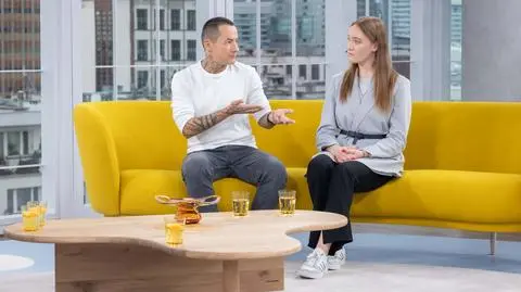 Przemoc ekonomiczna w szkołach. "Koleżanki kazały mi zdjąć koszulę i pokazać, czy metka jest oryginalna"