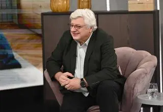 Kiedy zasypiać, żeby mieć zdrowe serce? "Bardzo ważne jest, aby sen wpisał się w nasz naturalny zegar biologiczny"