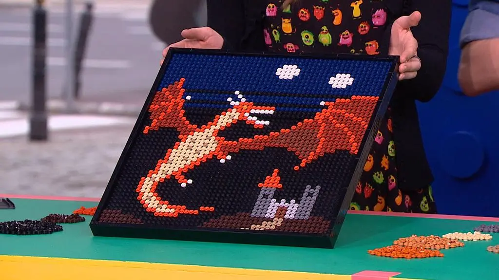 smok z klocków Lego 