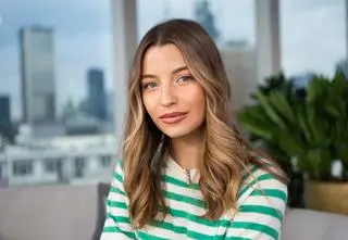 Julia Wieniawa zaskakuje wyznaniem: "Mam dwóch ojców"