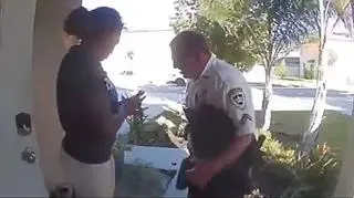 Malec wezwał policję z rozczulającego powodu. Nagranie podbija Internet