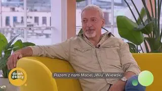  Aktor, który nie potrafi usiedzieć w miejscu - napisy
