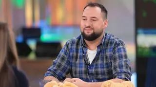 Cmentarne przysmaki: rury, szczypki, trupi miodek i pańskie skórki. W jakich regionach je kupimy?