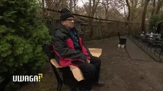 Przekazał część domu synowi i sam trafił na ulicę. "Spał już na cmentarzu"
