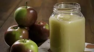 Przepis na jabłka do słoików – wersja smażona, prażona i tarta. Najlepsze sposoby na wykorzystanie jabłek w kuchni