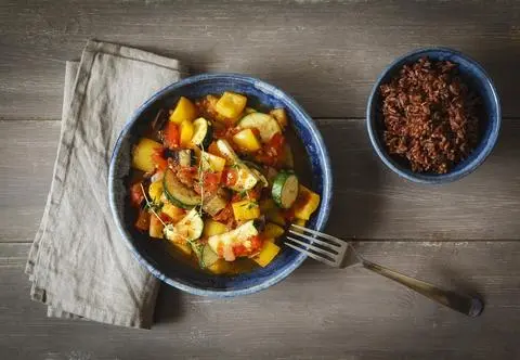 Jak zrobić danie ratatouille (ratatuj), które rozgrzeje i zachwyci naszych gości? Najlepsze przepisy