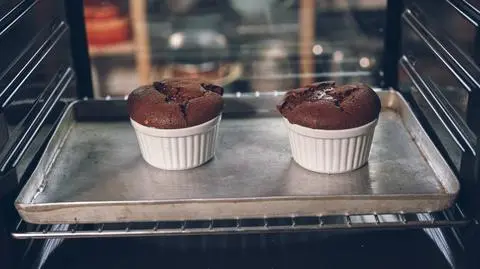 Jak zrobić suflet czekoladowy? Przepisy