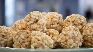 Szyszki z ryżu preparowanego z krówkami 