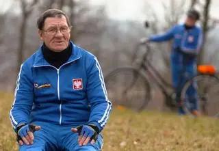 Rowerowa pasja 72-letnich bliźniaków. "Nie byli tylko tam, gdzie rowery nie mogły dojechać"