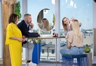 Makijaż w podróży, czyli jak spakować się w małą kosmetyczkę? "Dobrym pomysłem są mini produkty"