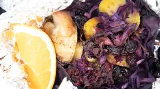 Sakiewki z czerwonej kapusty z jabłkami i cynamonem