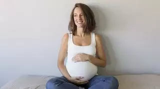 kobieta, która jest zaawansowanej ciąży 