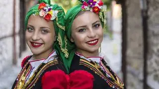 Sukienki góralskie – między tradycją a nowoczesnością