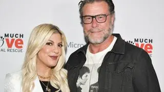 Tori Spelling rozwodzi się z mężem. "Postanowiliśmy powędrować osobnymi drogami"