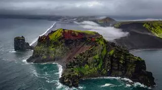 Jan Mayen – wulkaniczna wyspa na środku oceanu. Jakie atrakcje oferuje?