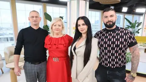 Matka i córka stanęły na ślubnym kobiercu tego samego dnia. "Razem wybierałyśmy suknie"